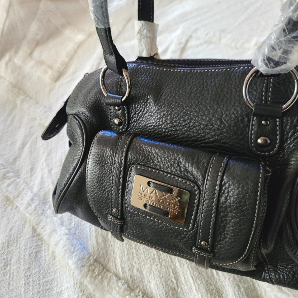 SOLD New Maxx New York Signature Black Leather Purse + Coin Purse